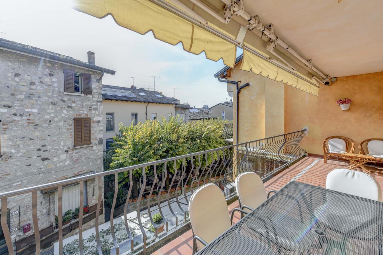 Prestige Apartment シルミオーネ エクステリア 写真