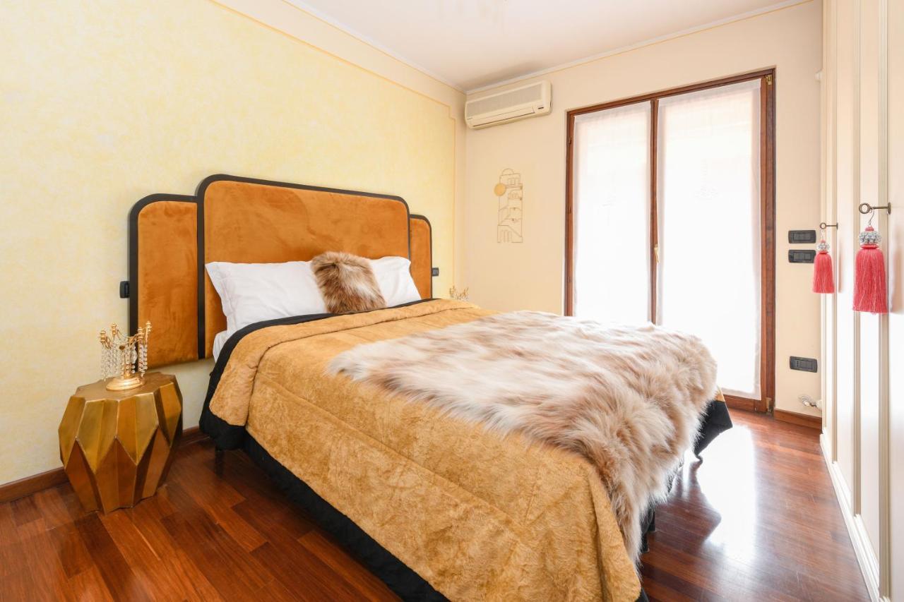 Prestige Apartment シルミオーネ エクステリア 写真