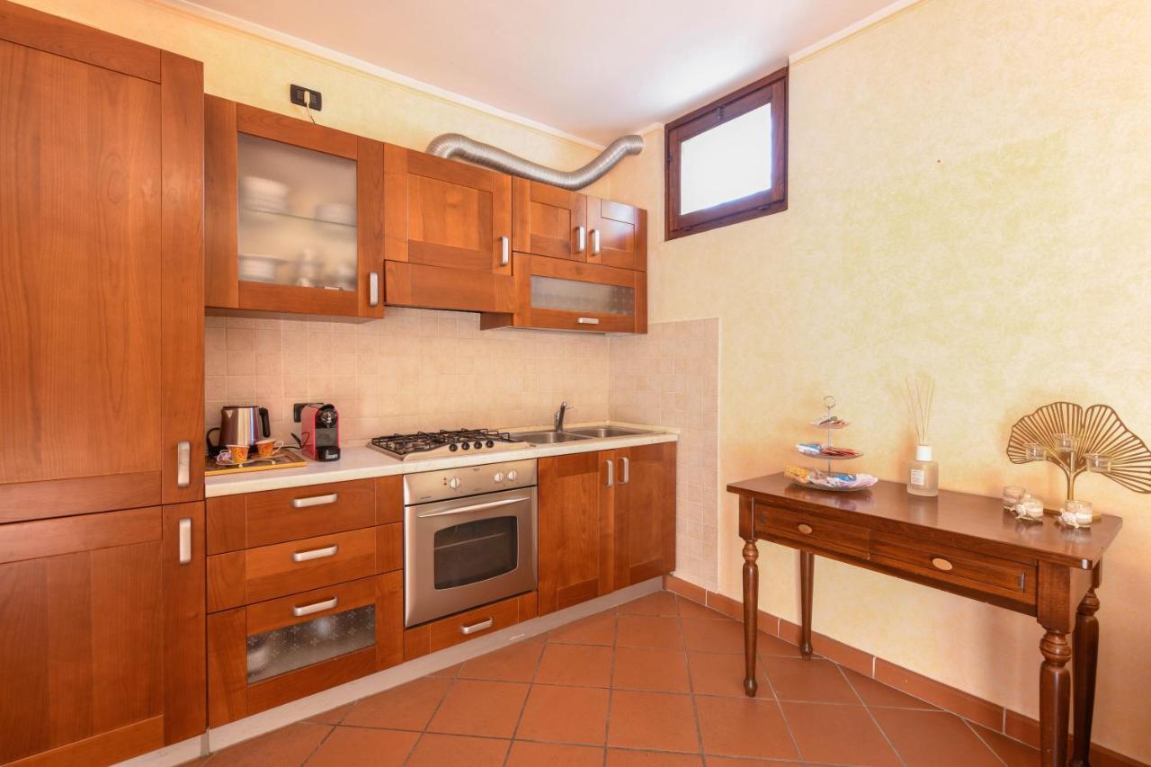 Prestige Apartment シルミオーネ エクステリア 写真